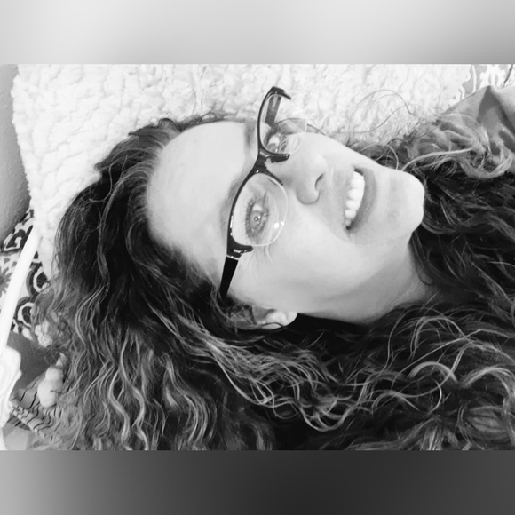 Like to be notified when I go live!! - Picture 11 of 16